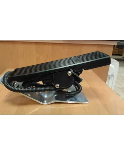  Педаль акселератора 11G81-08611