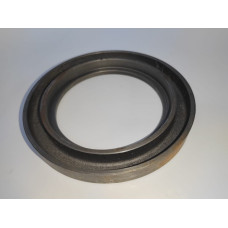 Кольцо сальника задней ступицы на King Long 6127 /6129